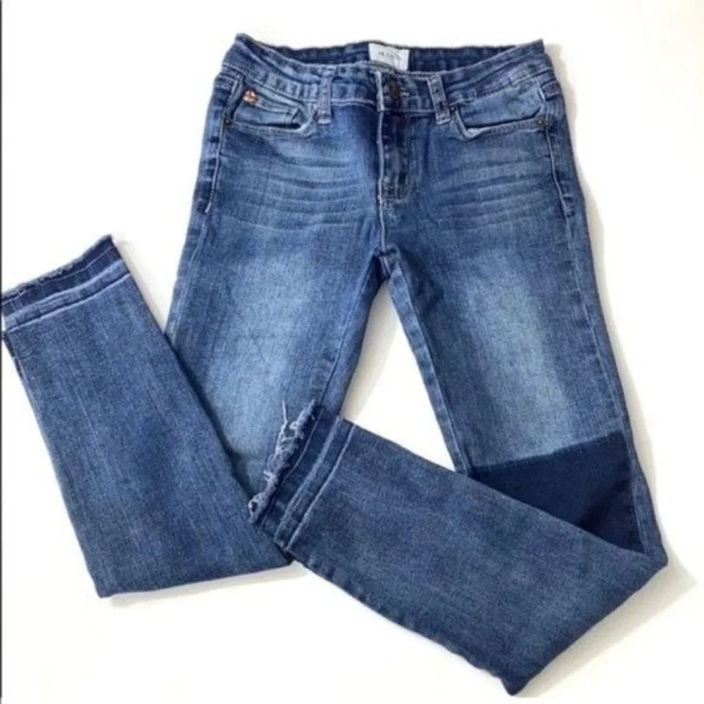 Hudson Jeans Girls 14‎ Raw Hem Step Released Patch Knee Girls Light Wash Denim